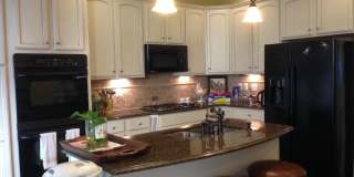 43593 POPES CREEK Square Gallery 23