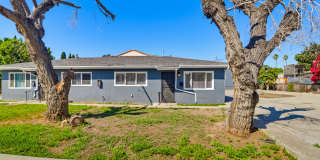 856 South Gregory Street Gallery 2