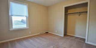 Pet Friendly Three Bedroom with Basement! Gallery 13