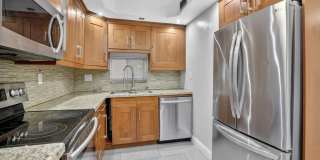 830 S Hollybrook Dr Gallery 1