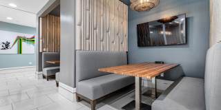 Pearl Dadeland Gallery 5