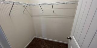 Room in 4 Bedroom Home at Warm Springs Ln Gallery 41