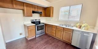 2-bed/2-bath off Eagles Nest Gallery 7