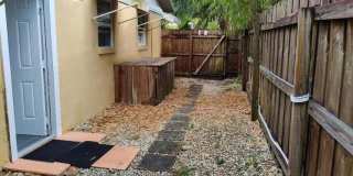 1951 Kathy Lane Gallery 2