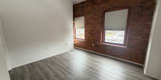 222 Williams Street E unit: Apt 402 Gallery 8