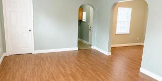 1103 Colonial Avenue Gallery 2