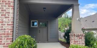 One level home with 2 Car Garage! Gallery 4