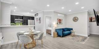 10004 E Bay Harbor Dr Gallery 1