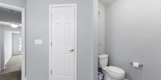 Elegant Townhome in Sought-After Groveton Woods Gallery 30
