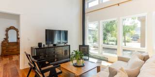 Furnished 2 Bed 2 Bath on Bend's Westside Gallery 12