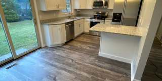 Modern 3-Bed, 2-Bath Home with New Kitchen & Upgrades Modern 3-Bed, 2-Bath Home with New Kitchen & Upgrades Gallery 5