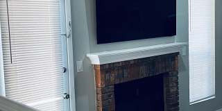 Room in 2 Bedroom Home at Mountain Springs Cir Gallery 6