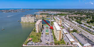 4550 Cove Cir Gallery 1