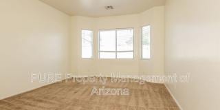 8752 W Frier Dr Gallery 6