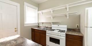 Hawthorne Street Gallery 8