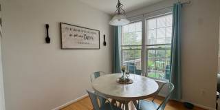 BEAUTIFUL TOWNHOUSE IN WOODBRIDGE- CLOSE TO I-95/QUANTICO Gallery 1
