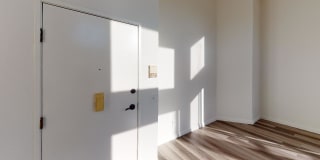 1632 N. Formosa Ave. Gallery 6