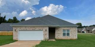 4 bed, 2 bath in Atoka....BUILT IN 2022 Gallery 1