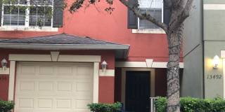 3 bedroom 2.5 bath-Move in JUNE-WATER,TRASH,SEWER & LAWN CARE INCLUDED! 2 story townhome with 1 car attached garage! 13492 Applerose Lane #22 Lynwood at Southmeadow Gallery 7