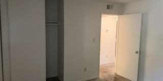 4332 Pacific Ave #37 Gallery 29