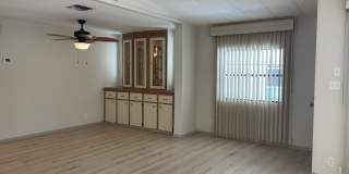 100 Hampton Rd Gallery 2