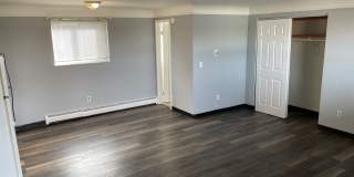 9334-9342 Reading Rd Gallery 1