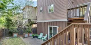 239 Mount Rainier Loop Gallery 1