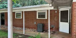 2BR/1BA - Duplex located off of South Milledge Avenue! Available soon! Gallery 1