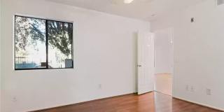 1110 W Blaine St Gallery 4