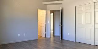 4/2 with open floor plan Available NOW!! Gallery 23