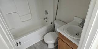 Charming 3br/2.5ba in SE Raleigh.  Avail Now! Gallery 16
