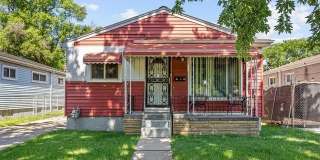 1686 S Bassett Street Gallery 1