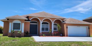 4374 SW Savona Boulevard Gallery 1