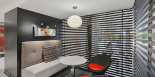 RiverHouse Gallery 70