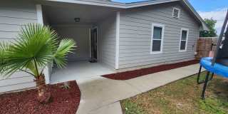 4 Bedroom Home with Large Family Room, Huge Fenced Yard, Workshop & Pool Gallery 22