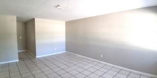 2203-2205 SE 15th Pl - 2203 Gallery 3