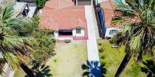 Wood Street Charmer - 3 Bed / 2 bath (Front House) Gallery 1