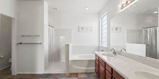 Oversized Lot + Dual Garages! 3 Bed + Den in Mountain Vista Gallery 23