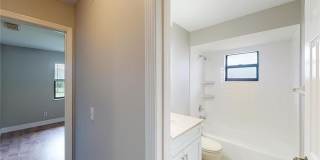 2881 SE Nance Street Gallery 28