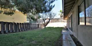 Victorville Green Tree Home- Refurbished 4 Bedrooms, 2 Bathrooms, New Paint, Gallery 11