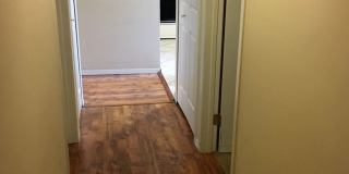 Beautiful 2-bed condo available in early October! Gallery 8