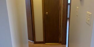 $1195 | 2BD 1 BA | 822 Dwight St | Available 7/15/26 Gallery 13