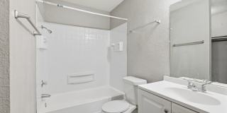 Woodland HIlls Apartments Gallery 1