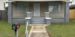 3 minutes from campus!  4 bedroom 2 bath house available now! Gallery 1