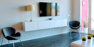 516 E Ames Place Gallery 7
