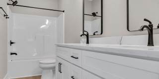 717 S Henderson Street Gallery 12