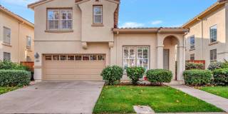 Stunning Updated 3 Bedroom Home in Desirable Tassajara Meadows Across from Emerald Glen Park Stunning Updated 3 Bedroom Home in Desirable Tassajara Meadows Across from Emerald Glen Park Gallery 3