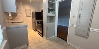 Siesta Villa and Crestwood Apartments ~ Absolute Must See Community! Gallery 12