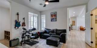 7210 Shallowford Avenue Gallery 35