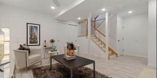 936 PAVONIA AVE Gallery 18
